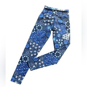 Aerie Chill Play Move high-waisted blue floral geometric leggings - Size S